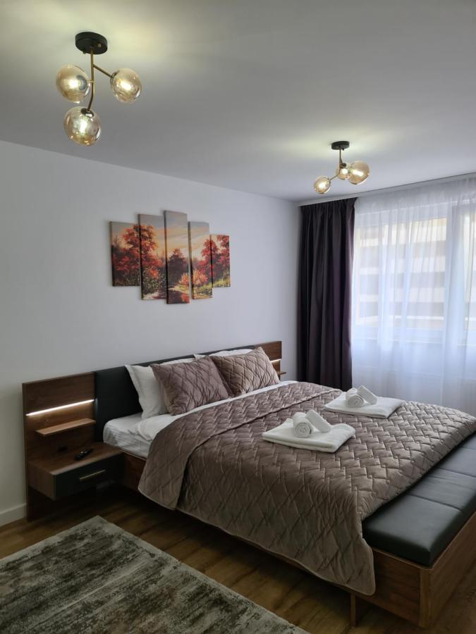 Luxury 2 Bedroom Holiday Apartment Brașov Exterior foto