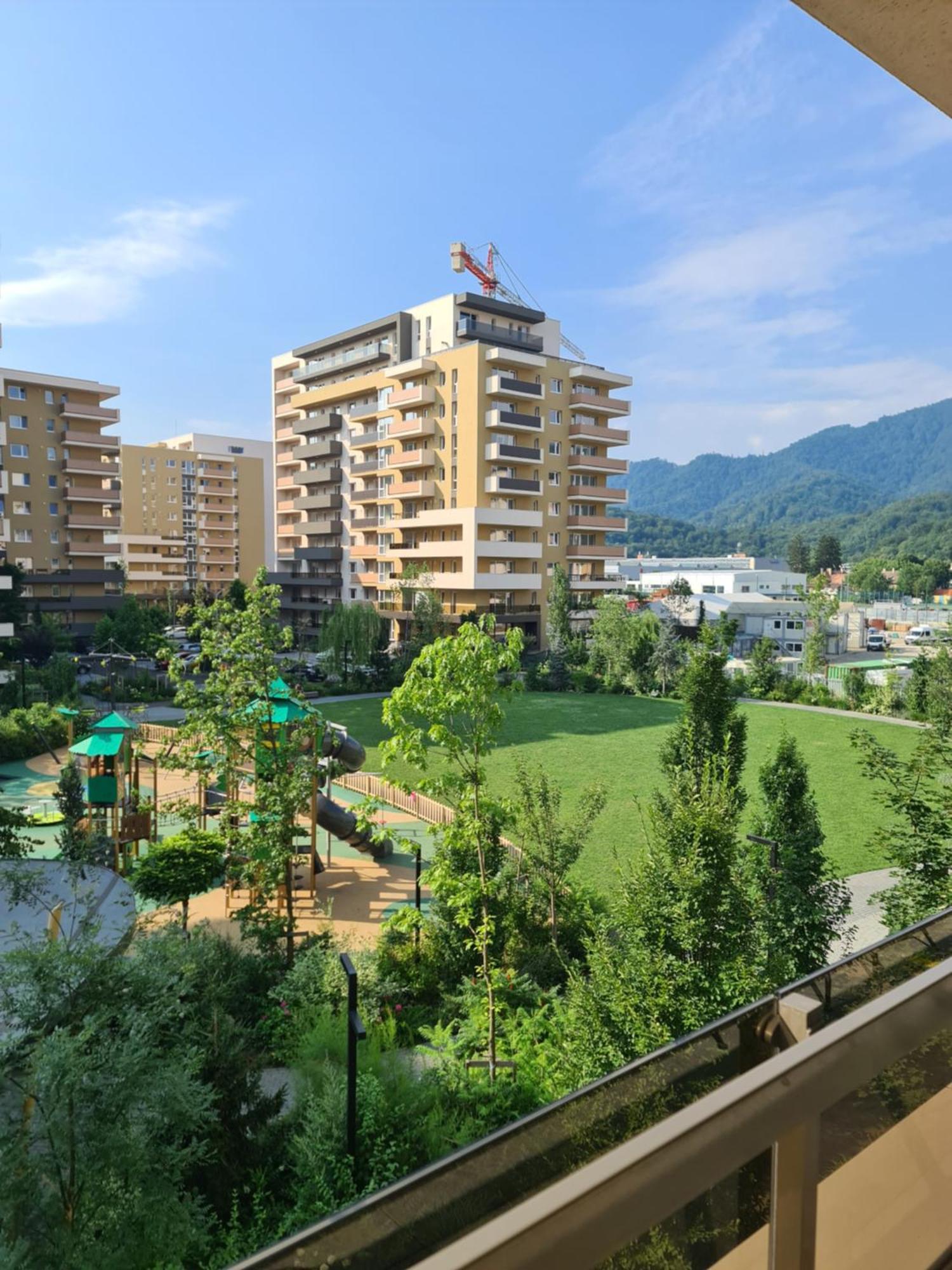 Luxury 2 Bedroom Holiday Apartment Brașov Exterior foto